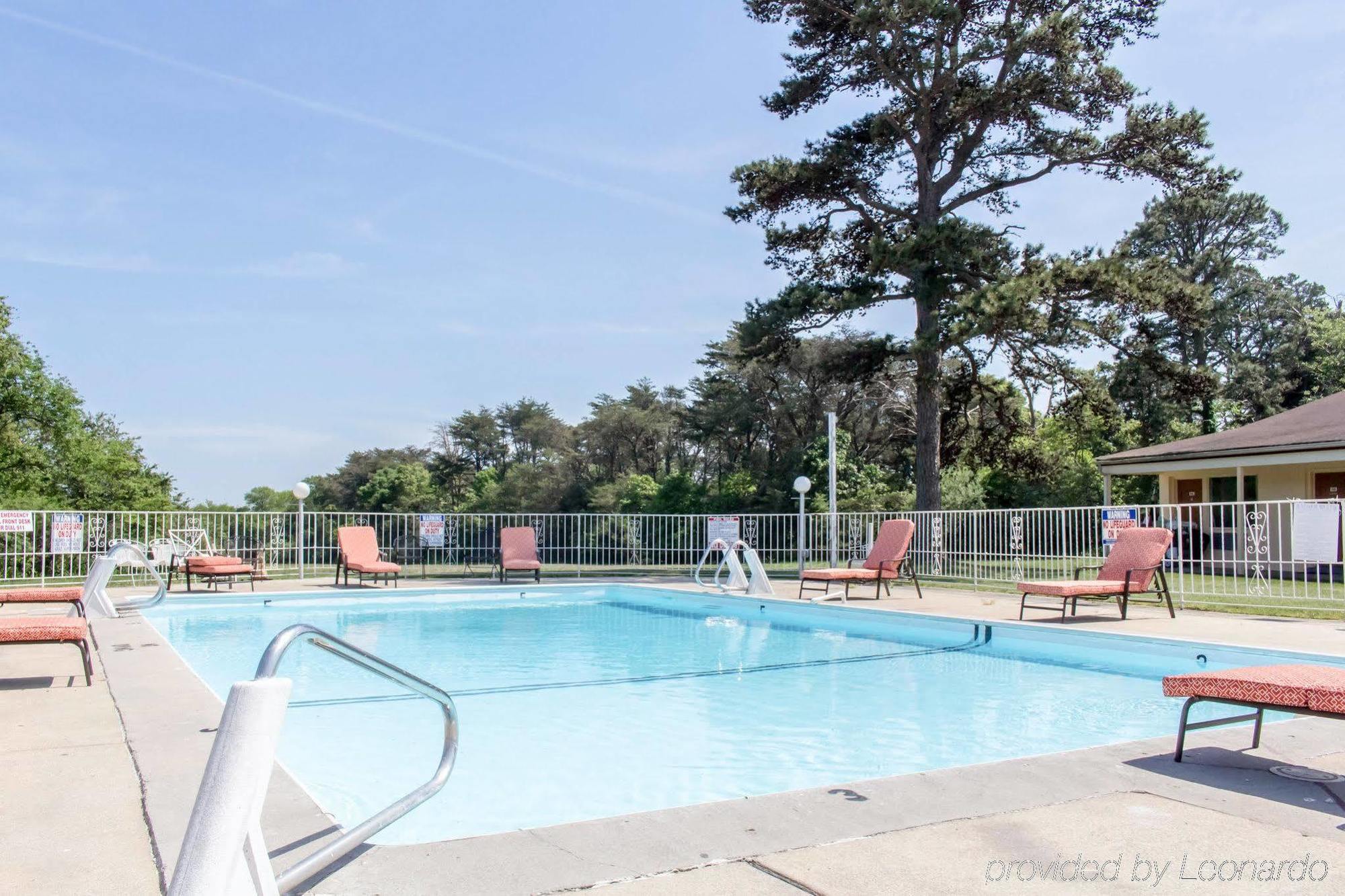 Oceanside Lodge Marmora Экстерьер фото